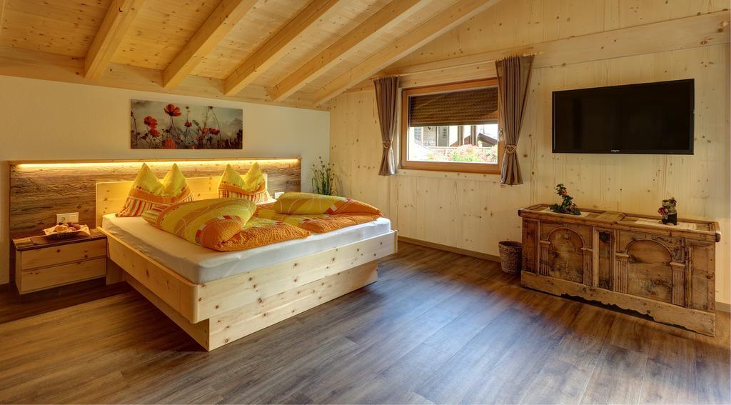 Bed and Breakfast Lechnerhof à Lutago Extérieur photo